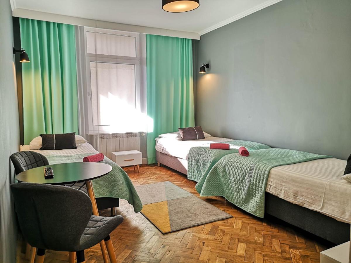 Bialy Orzel Aparthotel Przemyśl Esterno foto